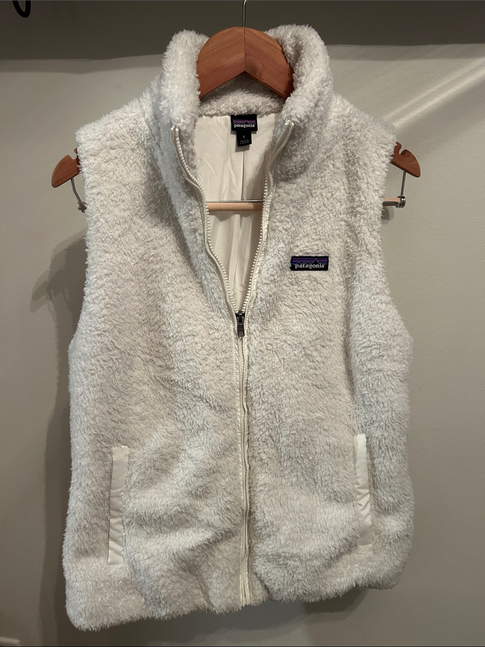 Patagonia White Plush Fleece Vest - Women's